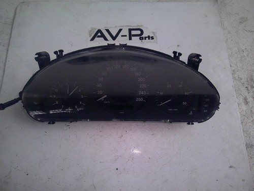 Orig mercedes w211 tacho - orig.,