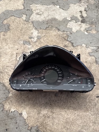 Mercedes benz w211 klasse - benz,